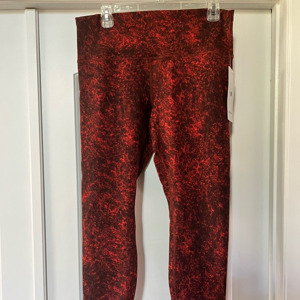 Lululemon Wunder Train HR Tight 28” Size  12 Everlux